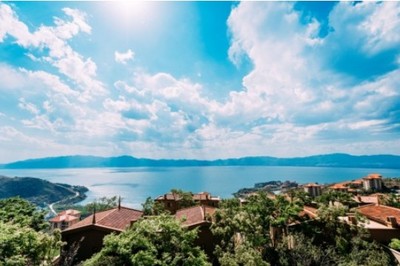 来抚仙湖旅游的人,居然都在抚仙湖买房了?